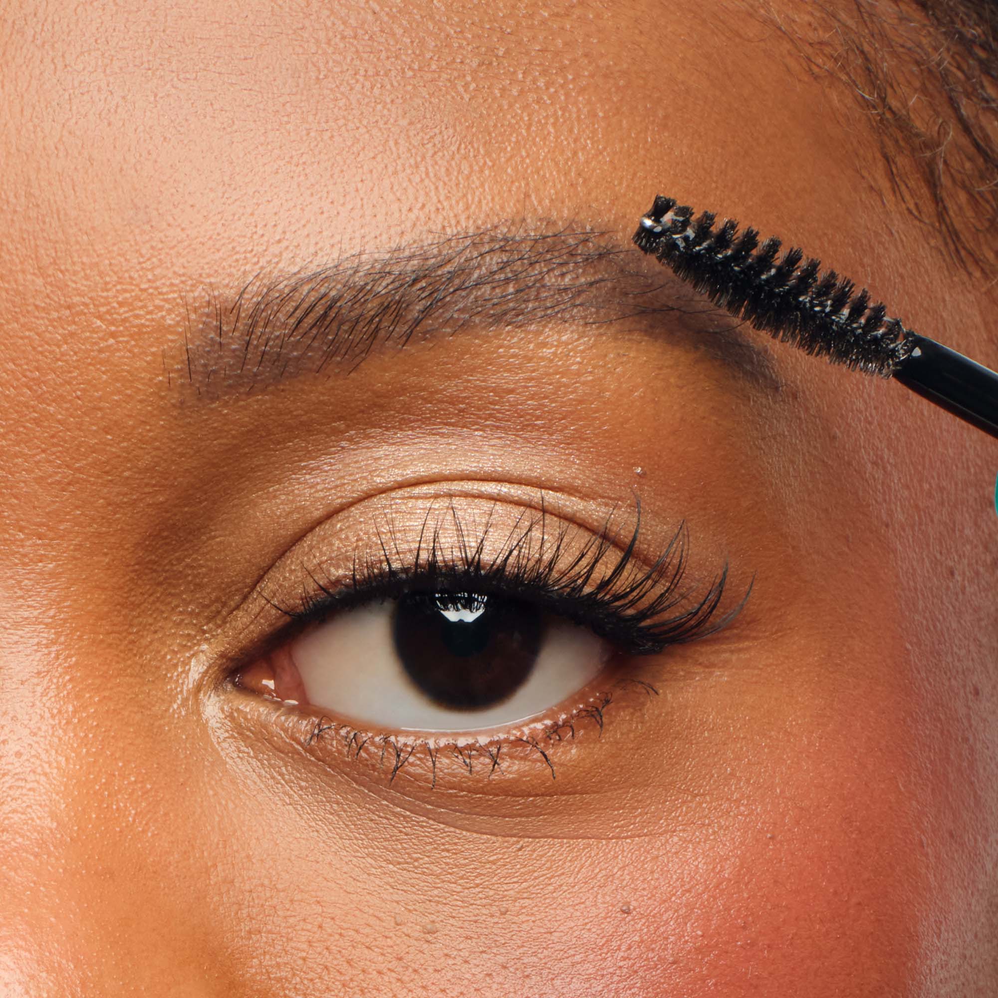 Instant Brow Fix™ Shaping Eyebrow Gel - Image 5